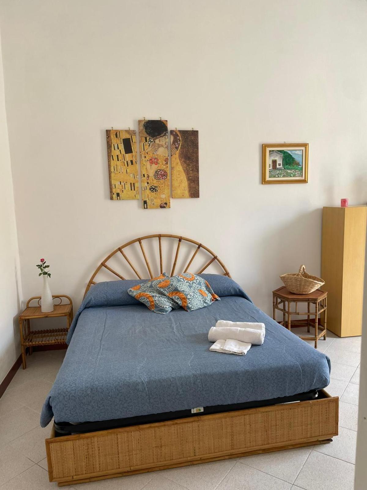 Tommy Guest House La Spezia Ngoại thất bức ảnh